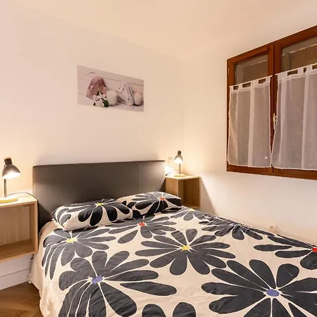 Apartment Le Cocon Du Llaret - Station De A Pied